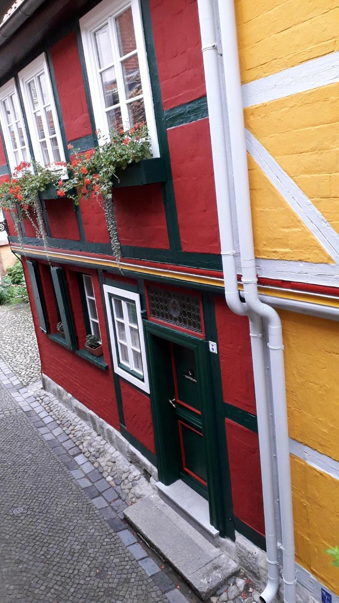 Fachwerkhotel - Ferienhaeuser Vorhof Zur Hoelle 크베들린부르크 외부 사진